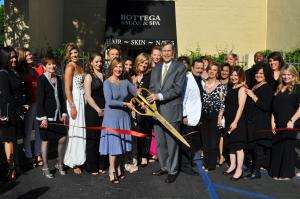 Mayor Bill Bogaard was on hand to help open Bottega Salon on East Green Street.